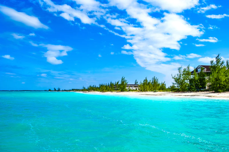 stunning beach and beautiful water in Turks & Caicos